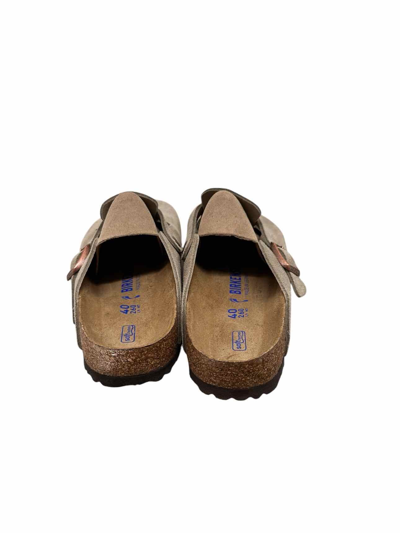 Birkenstock Taupe Boston Clogs Shoe Size 9 **NEW**