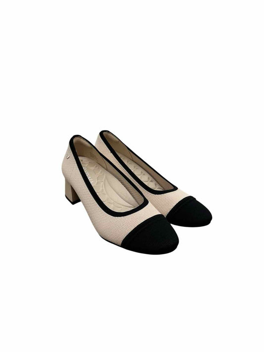 Vivaia Julie Pro Beige Pumps Shoe Size 6.5 **NEW**