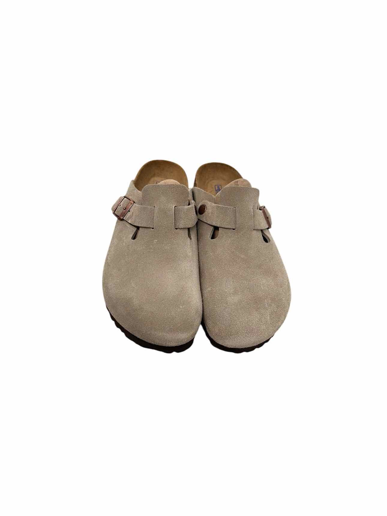 Birkenstock Taupe Boston Clogs Shoe Size 9 **NEW**