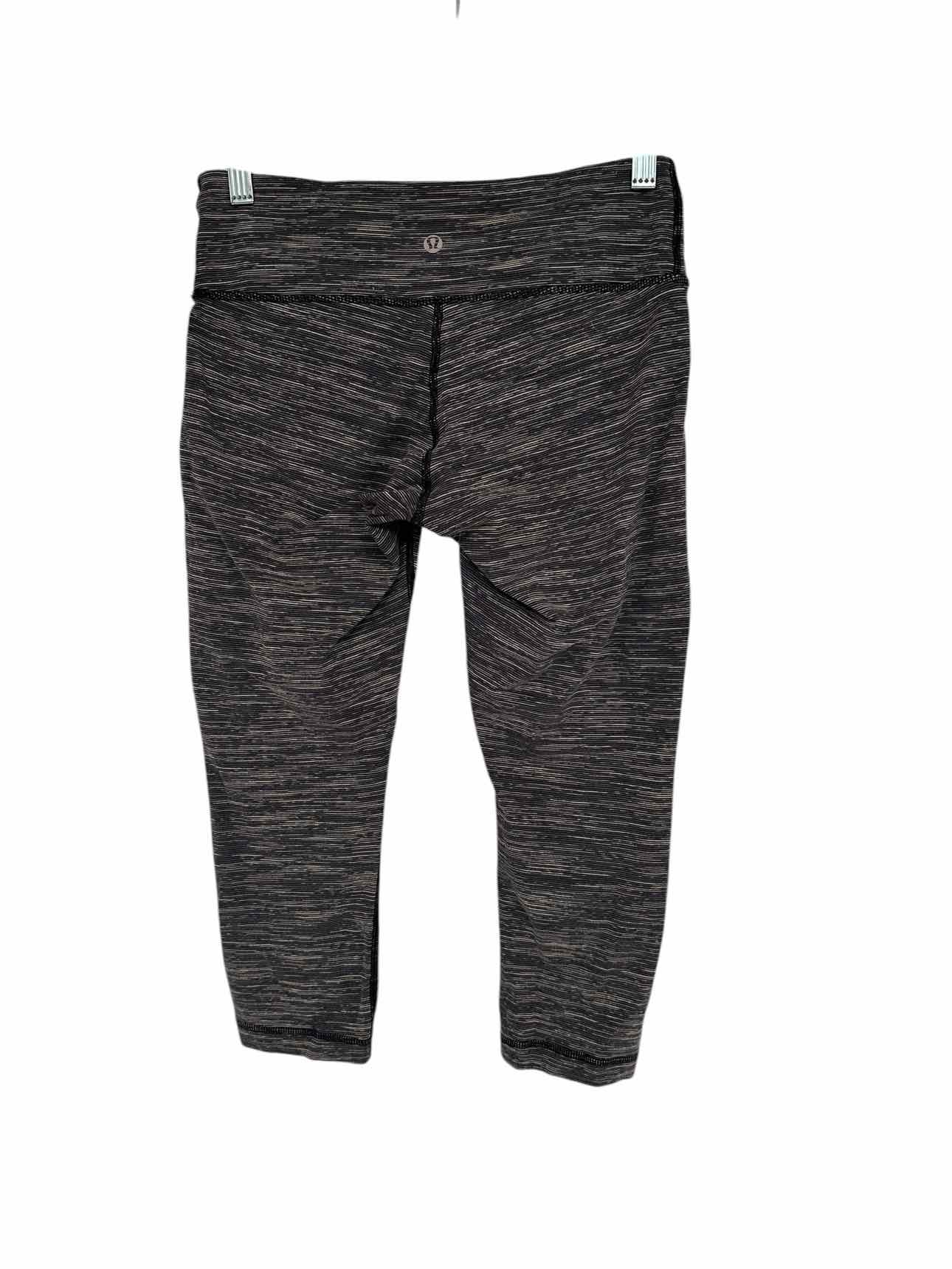 Lululemon Gray Cropped Leggings Size 6