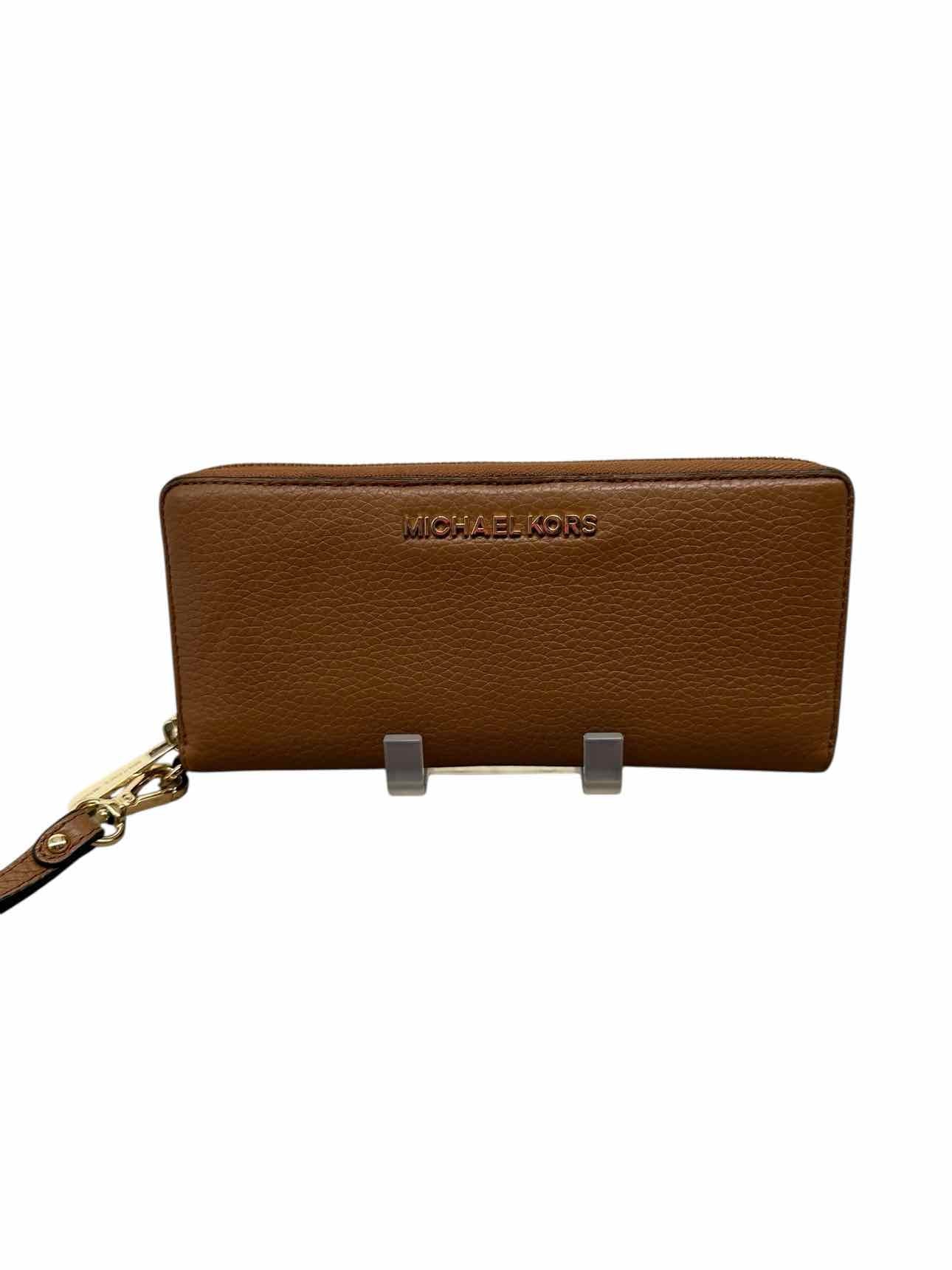 Michael Kors Jet Set Travel Zip Around Continental Wallet