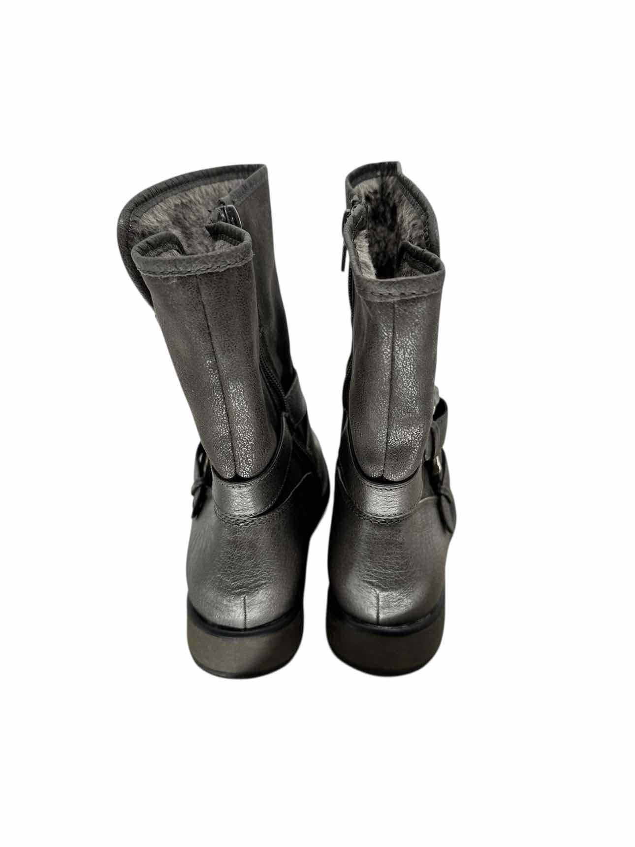 Pure Sole Sammy Gray Boots Shoe Size 8 **NEW**