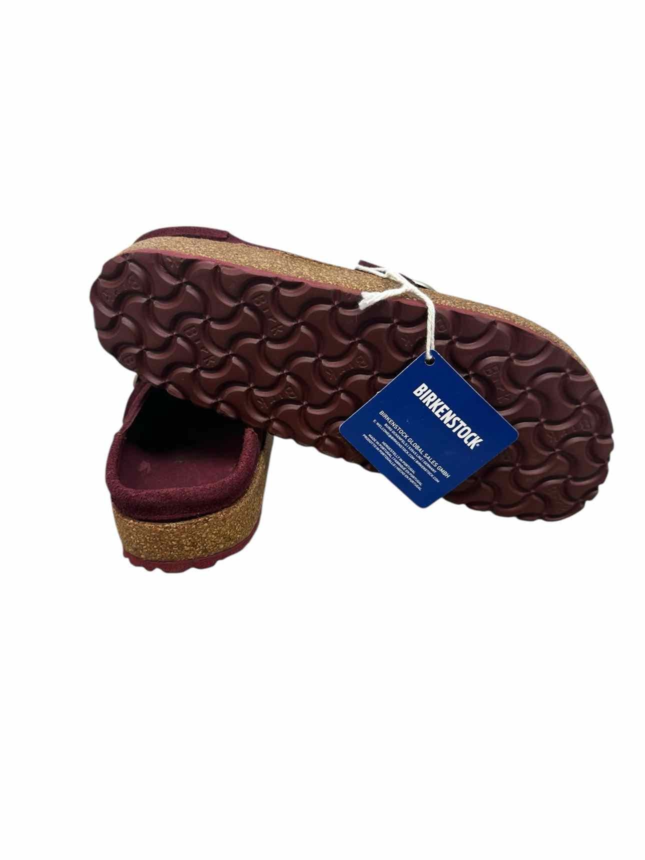 Birkenstocks Buckley Maroon Shoe Size 8 Clogs **NEW**