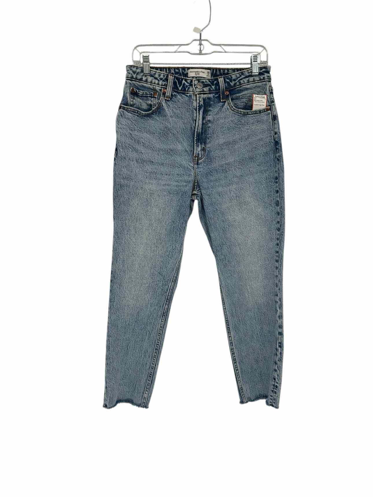 Abercrombie & Fitch The Mom High-Rise Lt. Blue Jeans Size 6