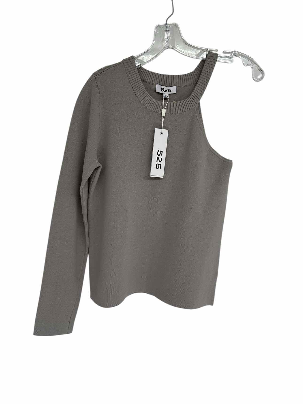 525 America Gray Sweater Size S **NEW**