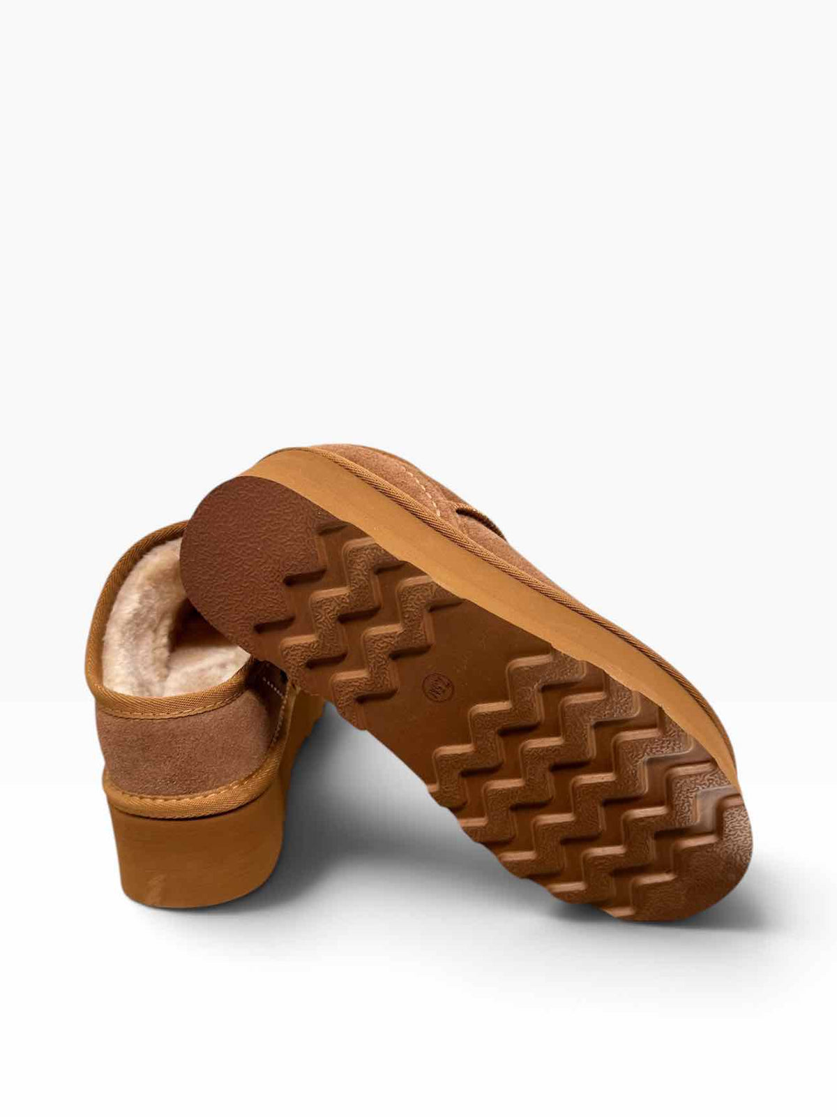 Cushionaire Huggy Platform Mule  Tan Shoe Size 7.5 **NEW**
