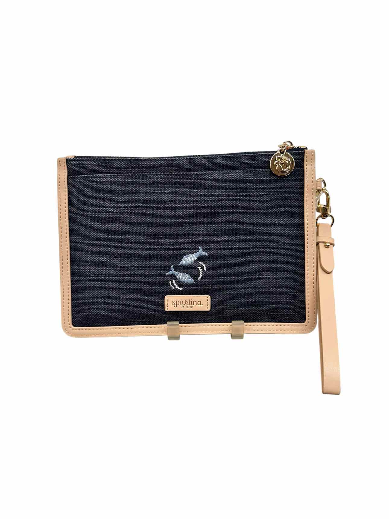 Spartina 449 Hamilton Crab Applique Wristlet  **NEW**