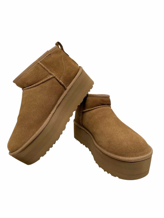 Ugg Ultra Mini Platform Tan Boots Shoe Size 9  **NEW**