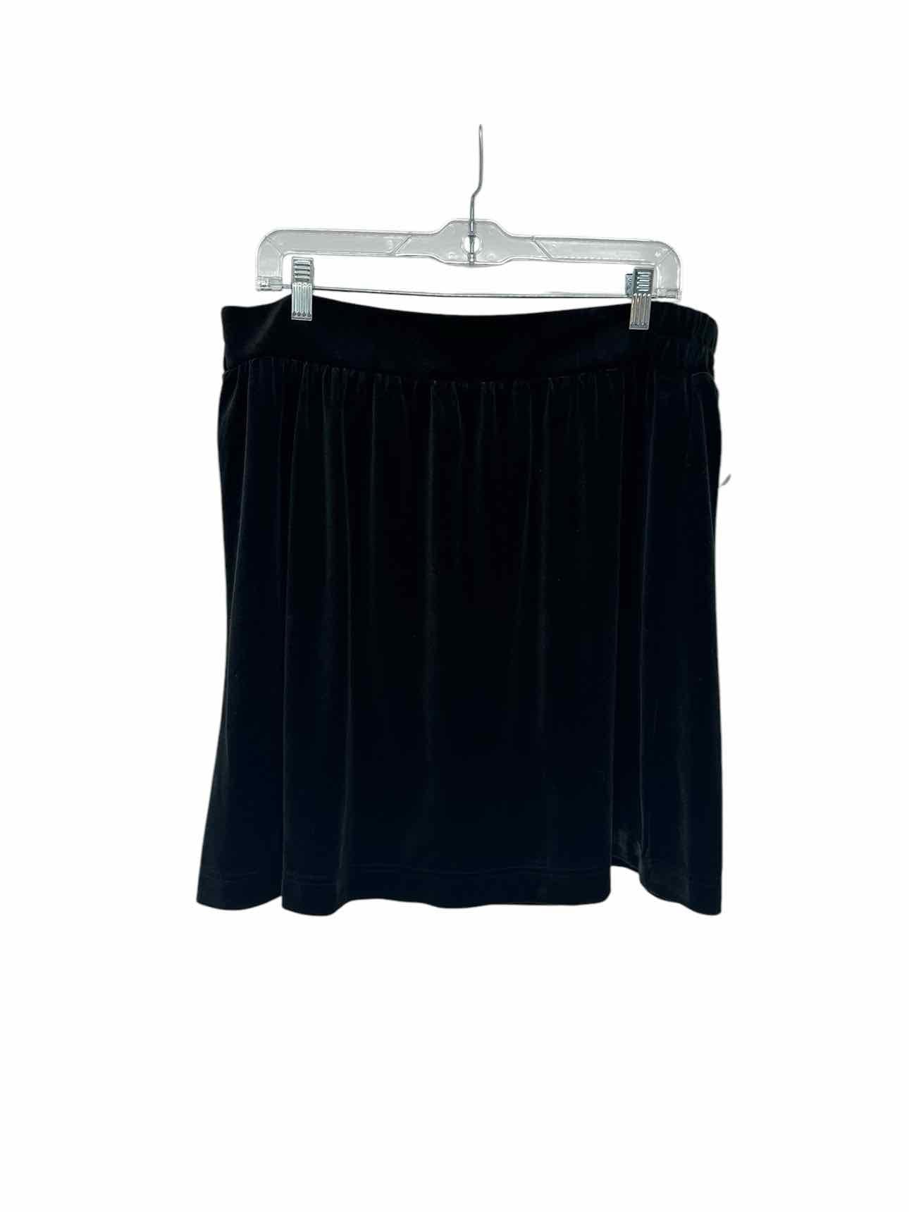 Loft Black Skirt  Size L **NEW**