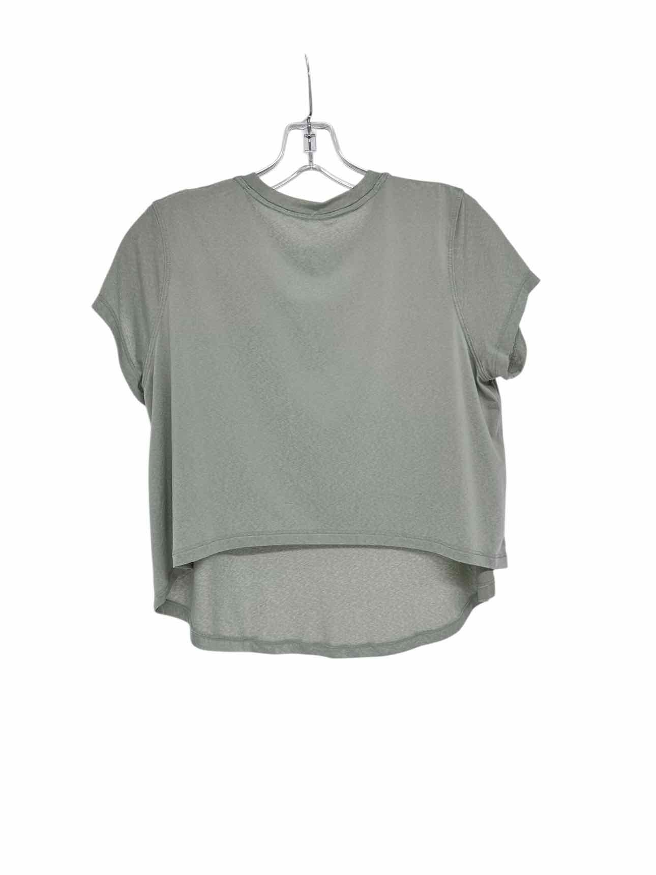 Lululemon Lt. Green Size 4 T-shirt