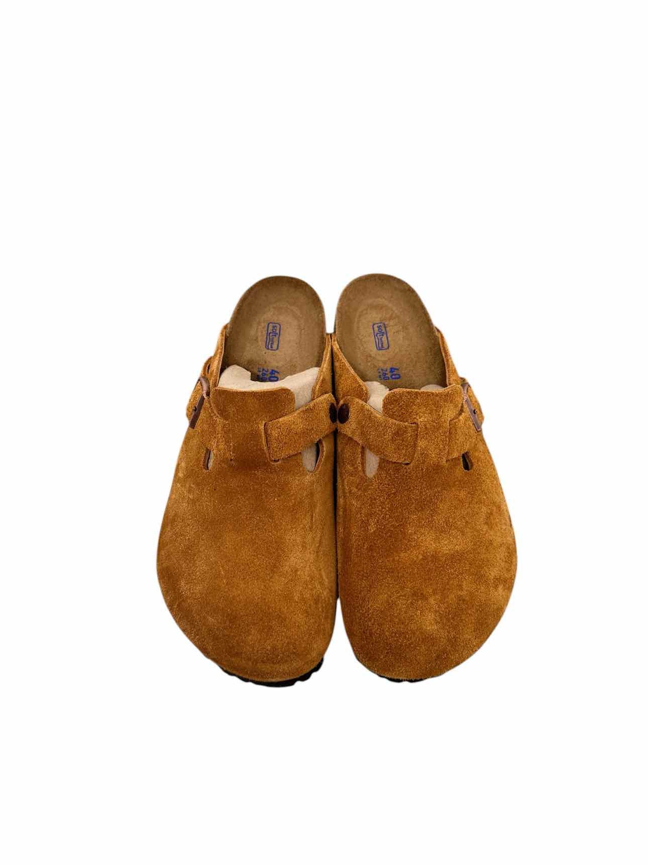 Birkenstock Tan Boston Clogs Shoe Size 9  **NEW**