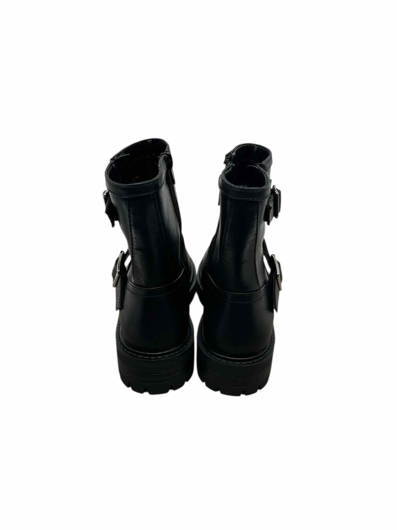 Steve Madden Fareway Black Boots Shoe Size 7.5  **NEW**