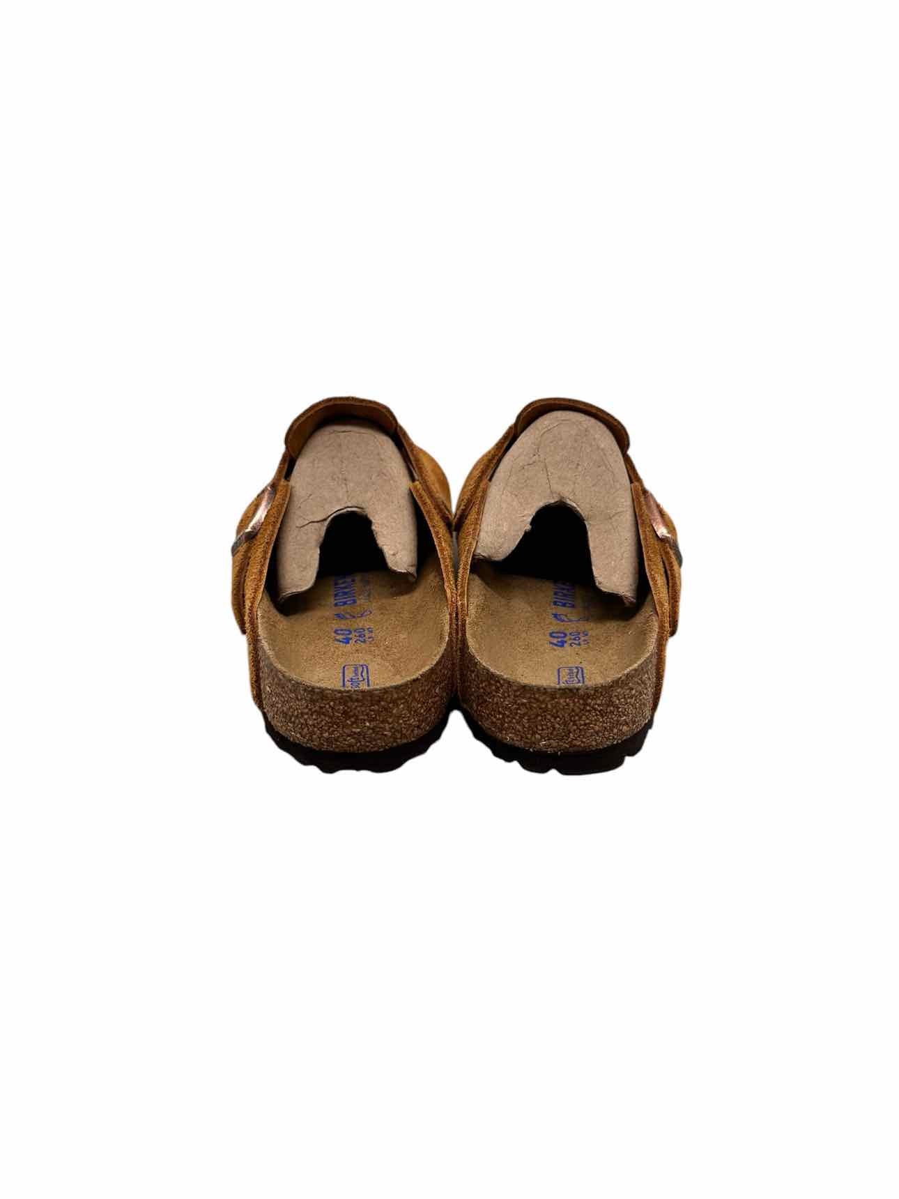Birkenstock Tan Boston Clogs Shoe Size 9  **NEW**