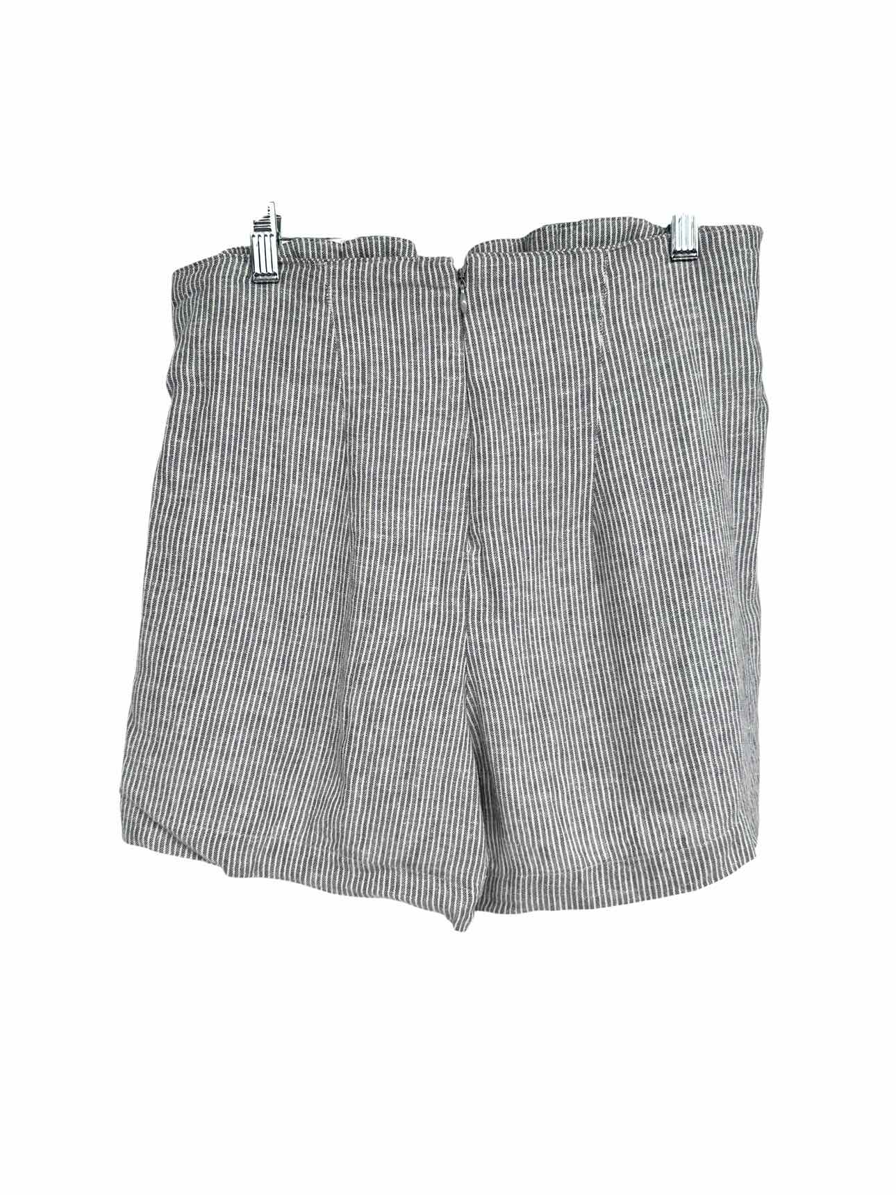 Abercrombie & Fitch Gray Size M Shorts