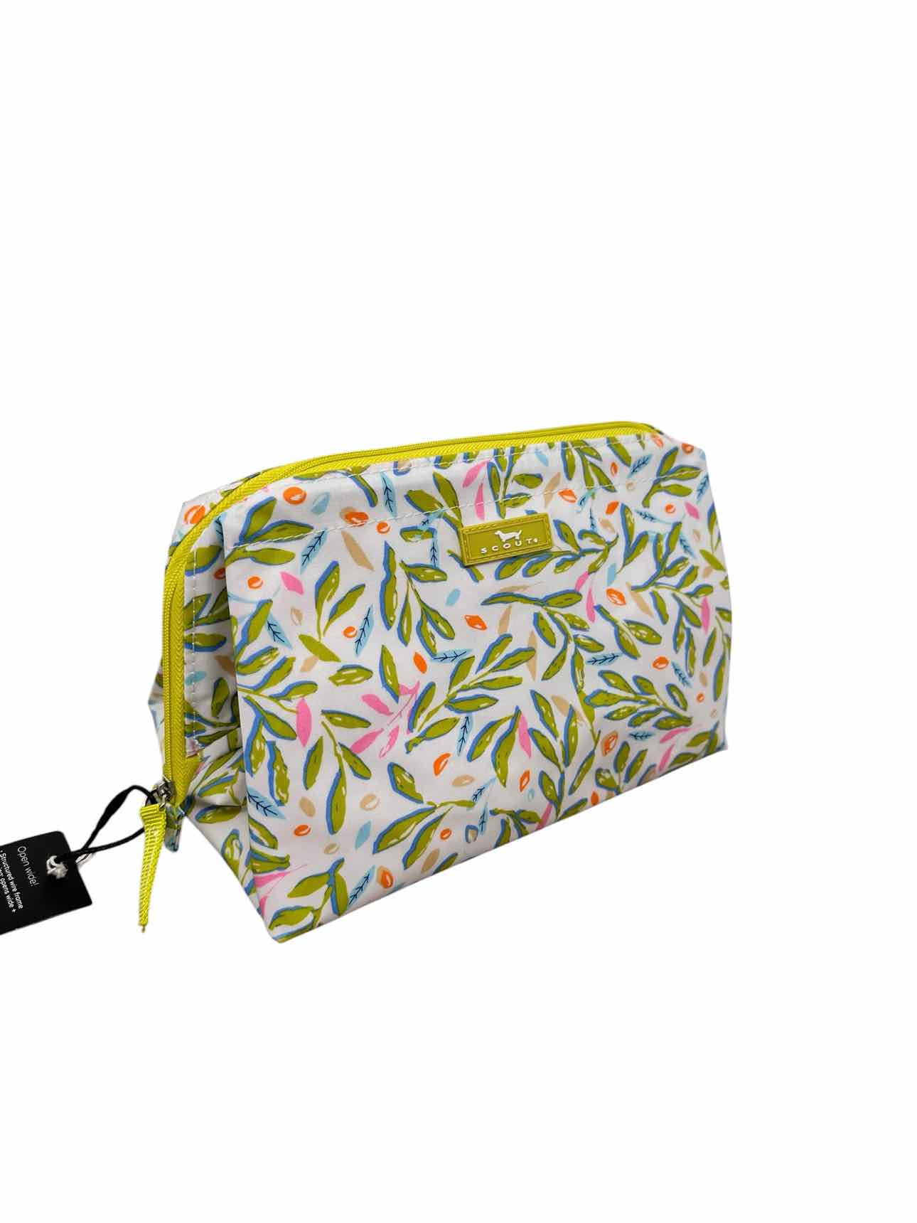 Scout Big Mouth Toiletry Bag in Olive or Twist  **NEW**