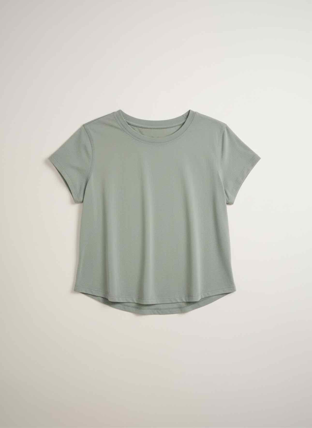 Lululemon Lt. Green Size 4 T-shirt