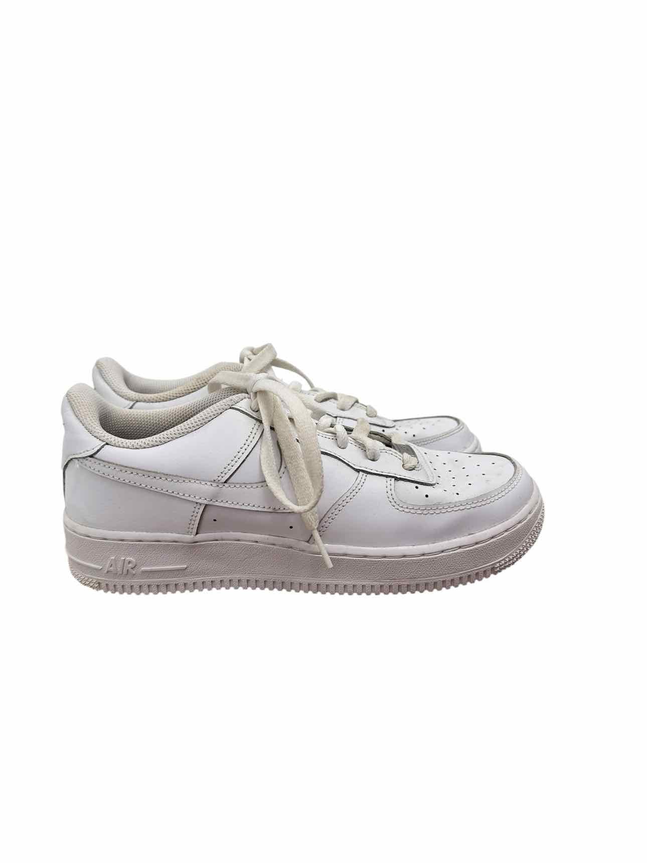 Nike White Nike Air Force 1 Low Sneakers Shoe Size 6.5