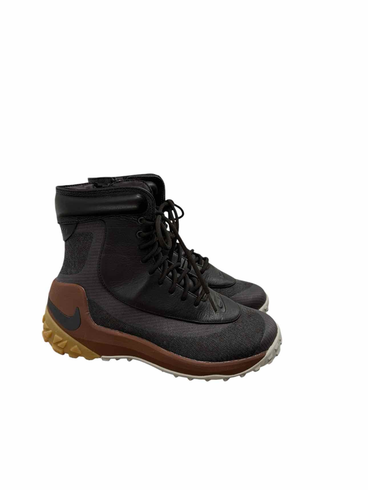 Nike Brown Kynzi Jacquard Waterproof Boots Shoe Size 8 **NEW**