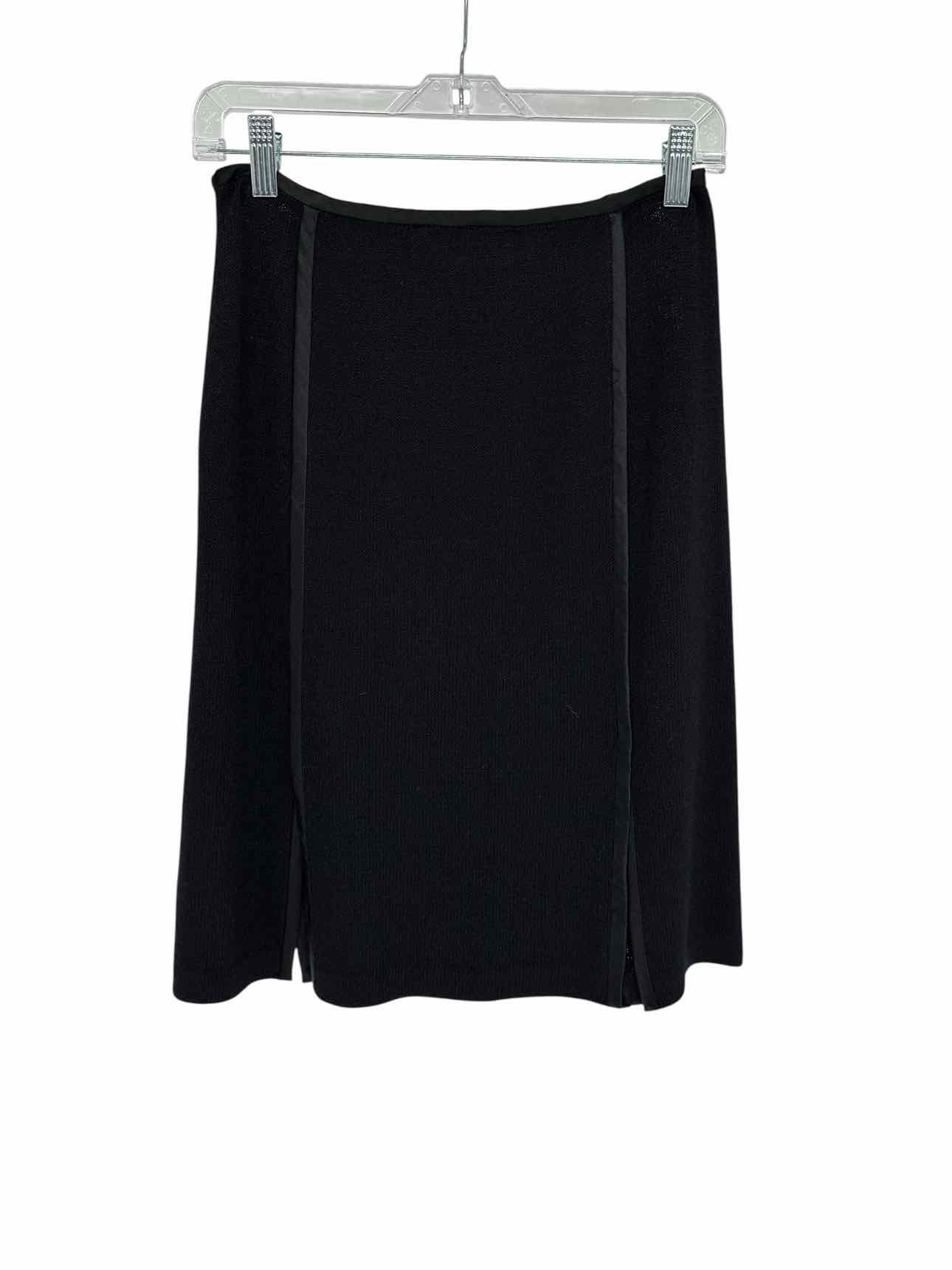 St. John Black Size 4 Skirt