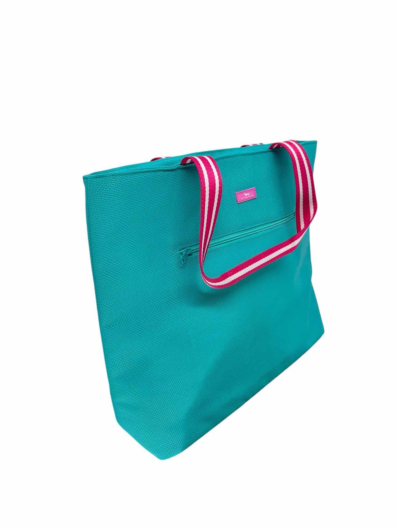 Scout Wet Bar Medium Cooler in Caribbean Nylon Tote  **NEW**