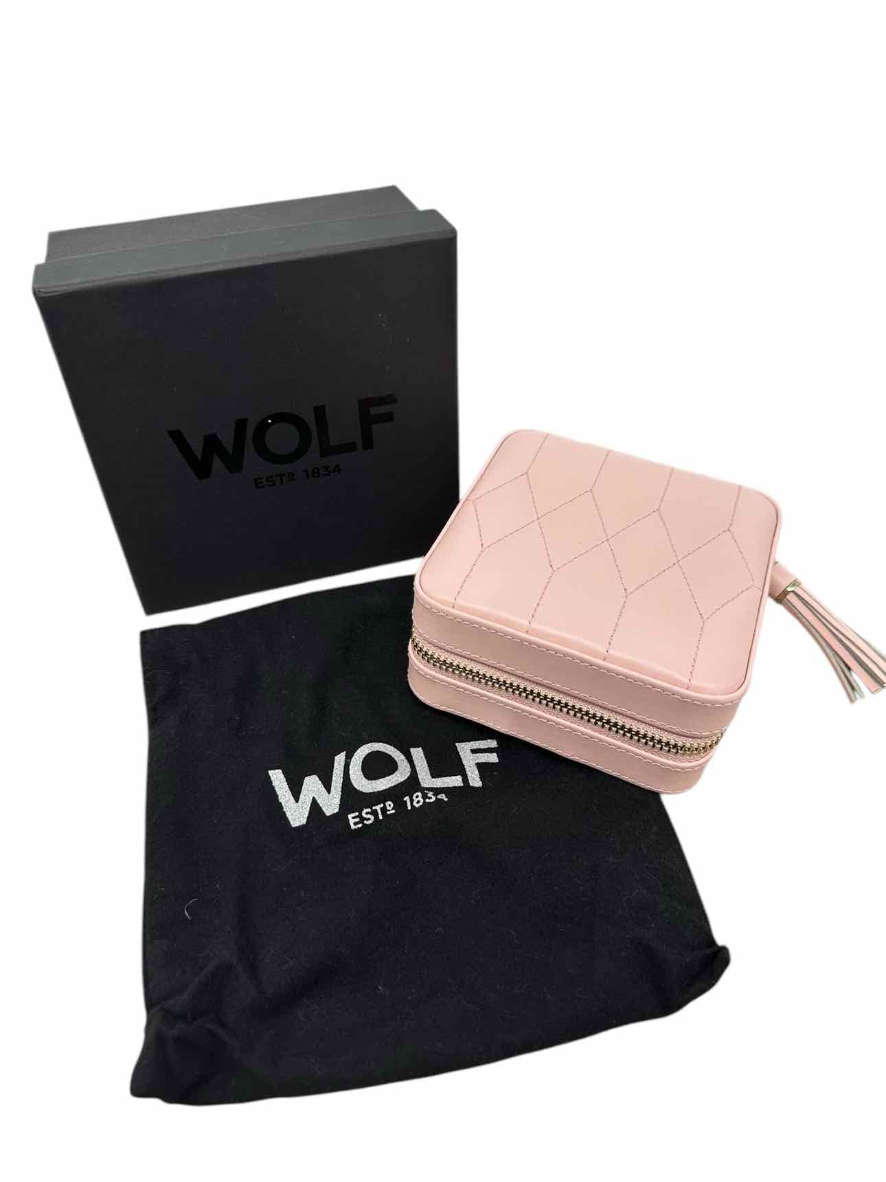 Wolf Pink Leather Jewelry Case