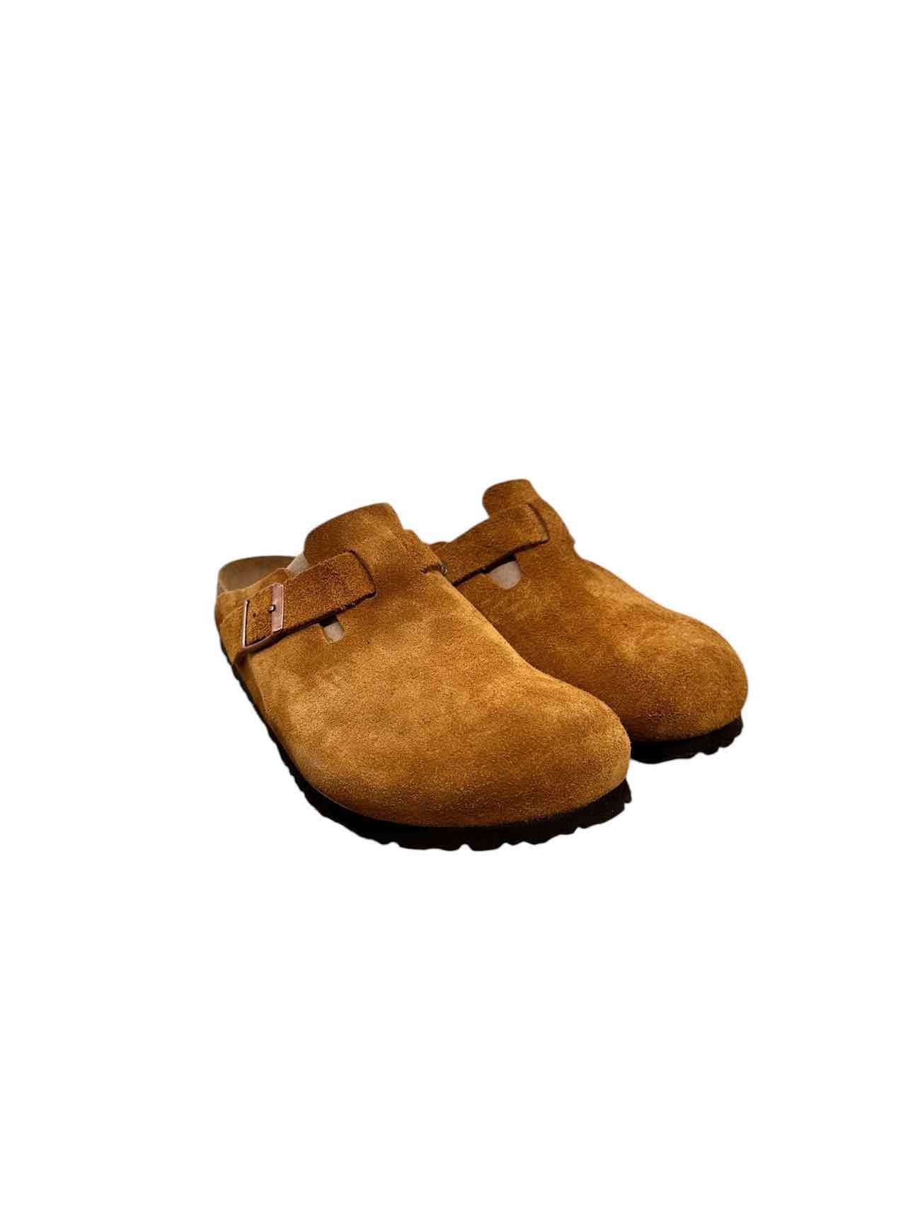 Birkenstock Tan Boston Clogs Shoe Size 9  **NEW**