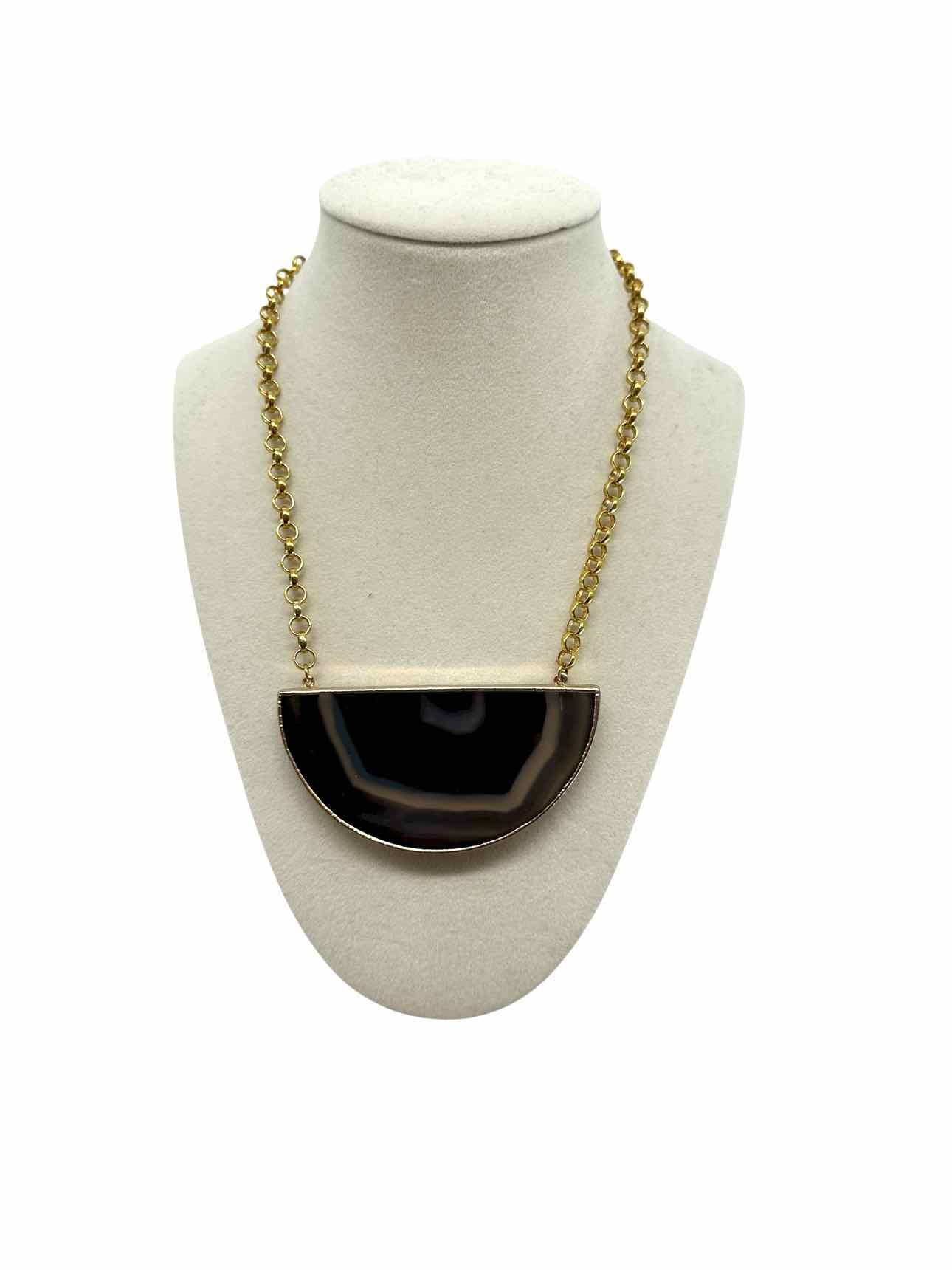 Elizabeth Stone Half Round Agate  w/ Link Chain Necklace