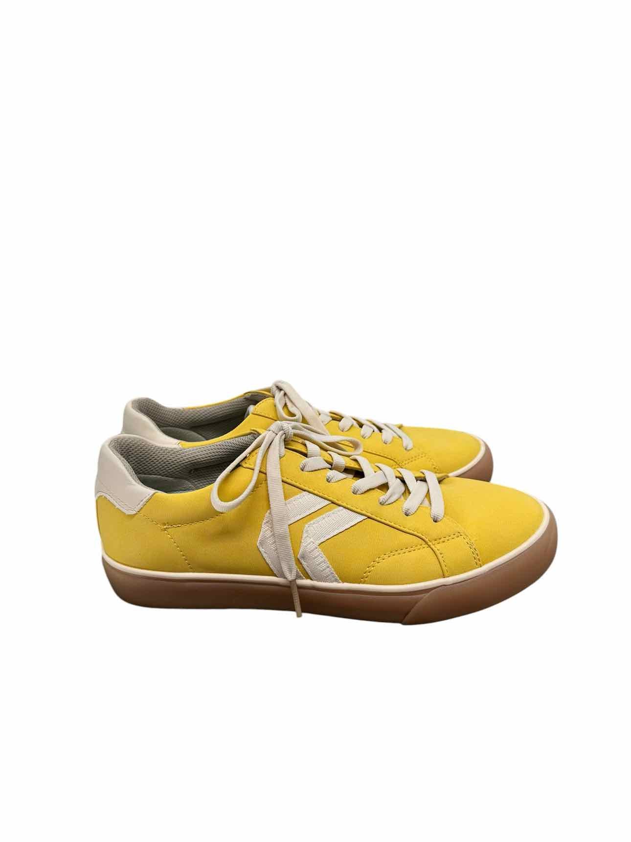 Dr. Scholls Yellow Shoe Size 7.5 Sneakers