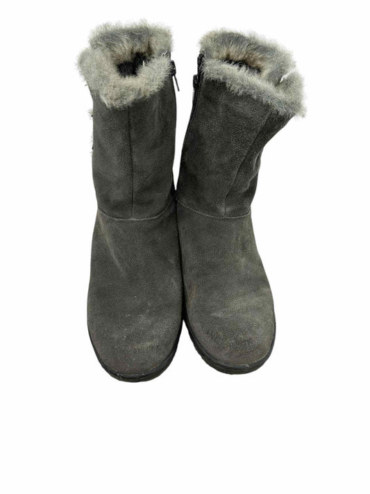 Minnetonka Gray Faux Fur Lined Boots SIZE 8