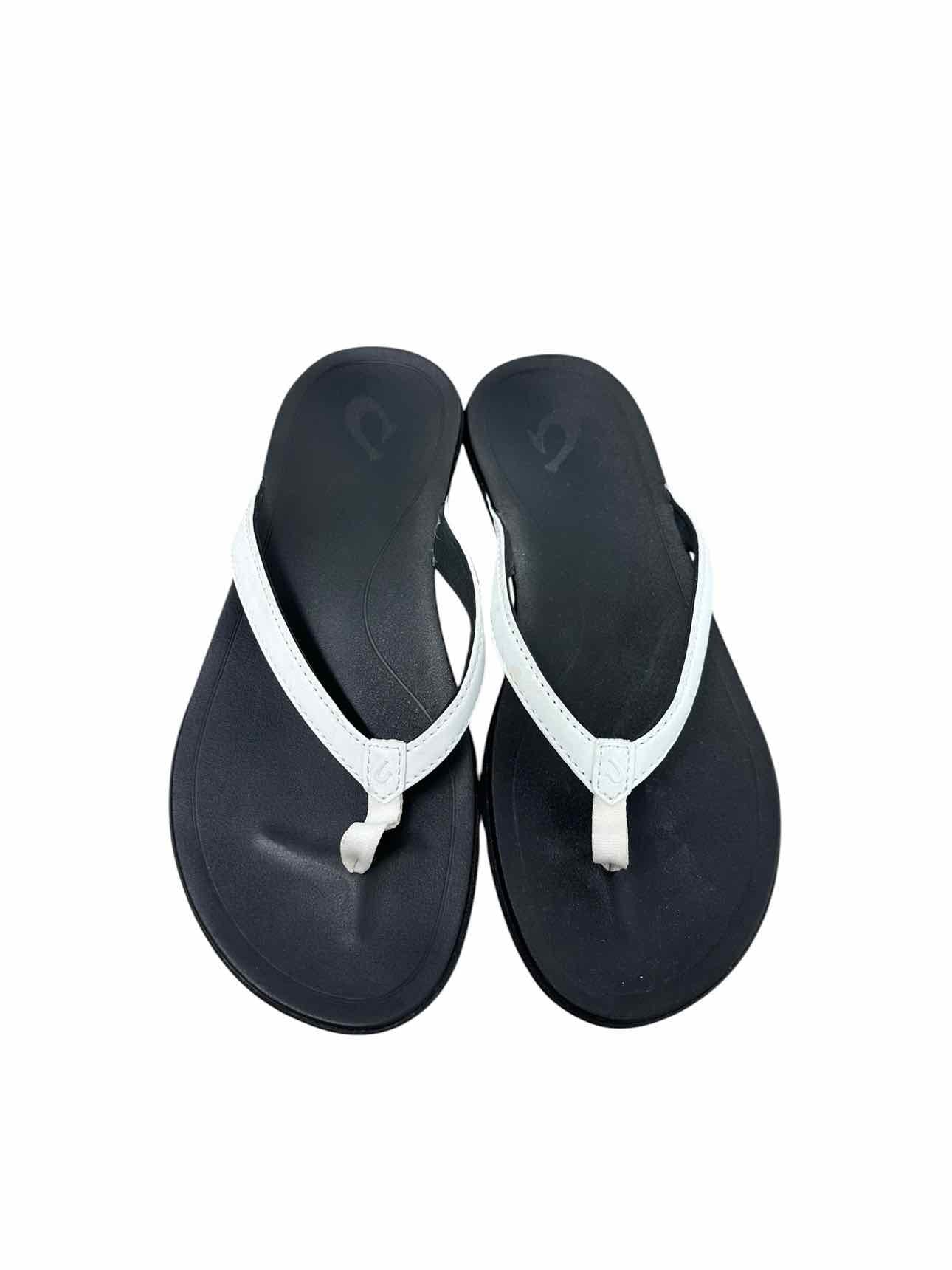 Olukai White Hoopio Malua Flip Flops Shoe Size 8