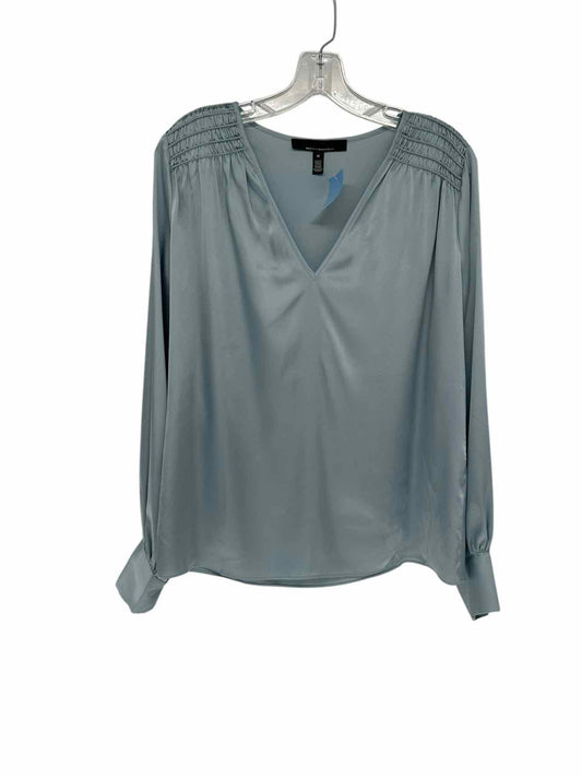 White House Black Market Lt. Blue Size M Long Sleeve Top