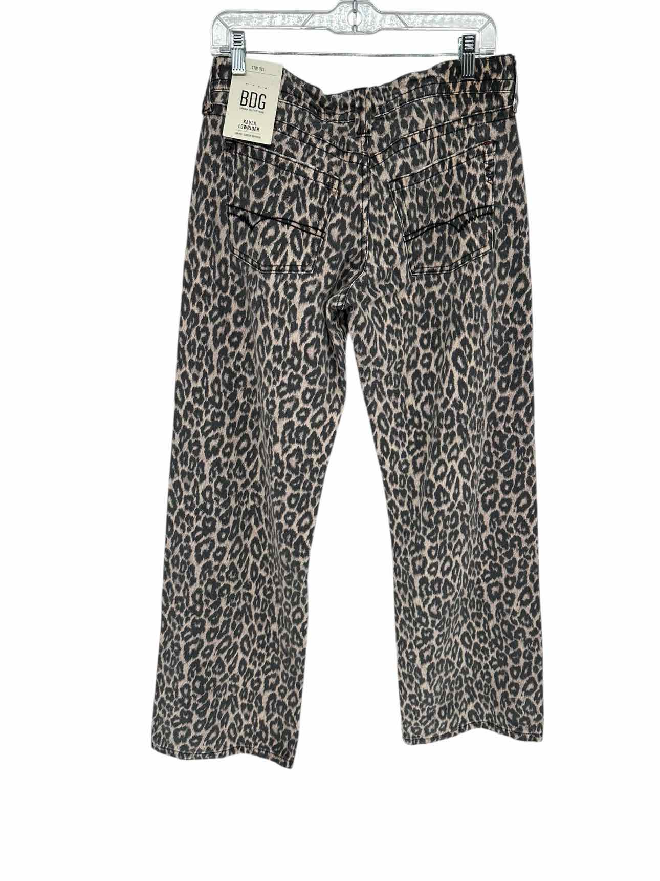 Urban Outfitters BDG Kayla Low Rider Beige Jeans Size 4 **NEW**