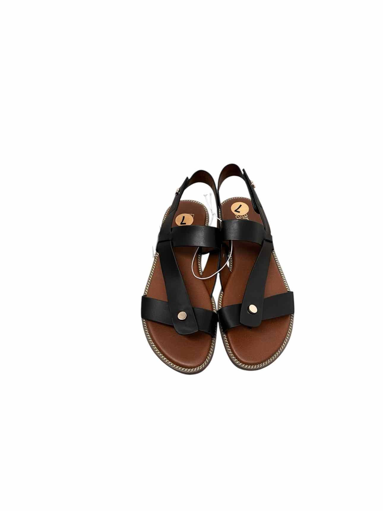 Franco Sorto Genni Black Sandals Shoe Size 7 **NEW**