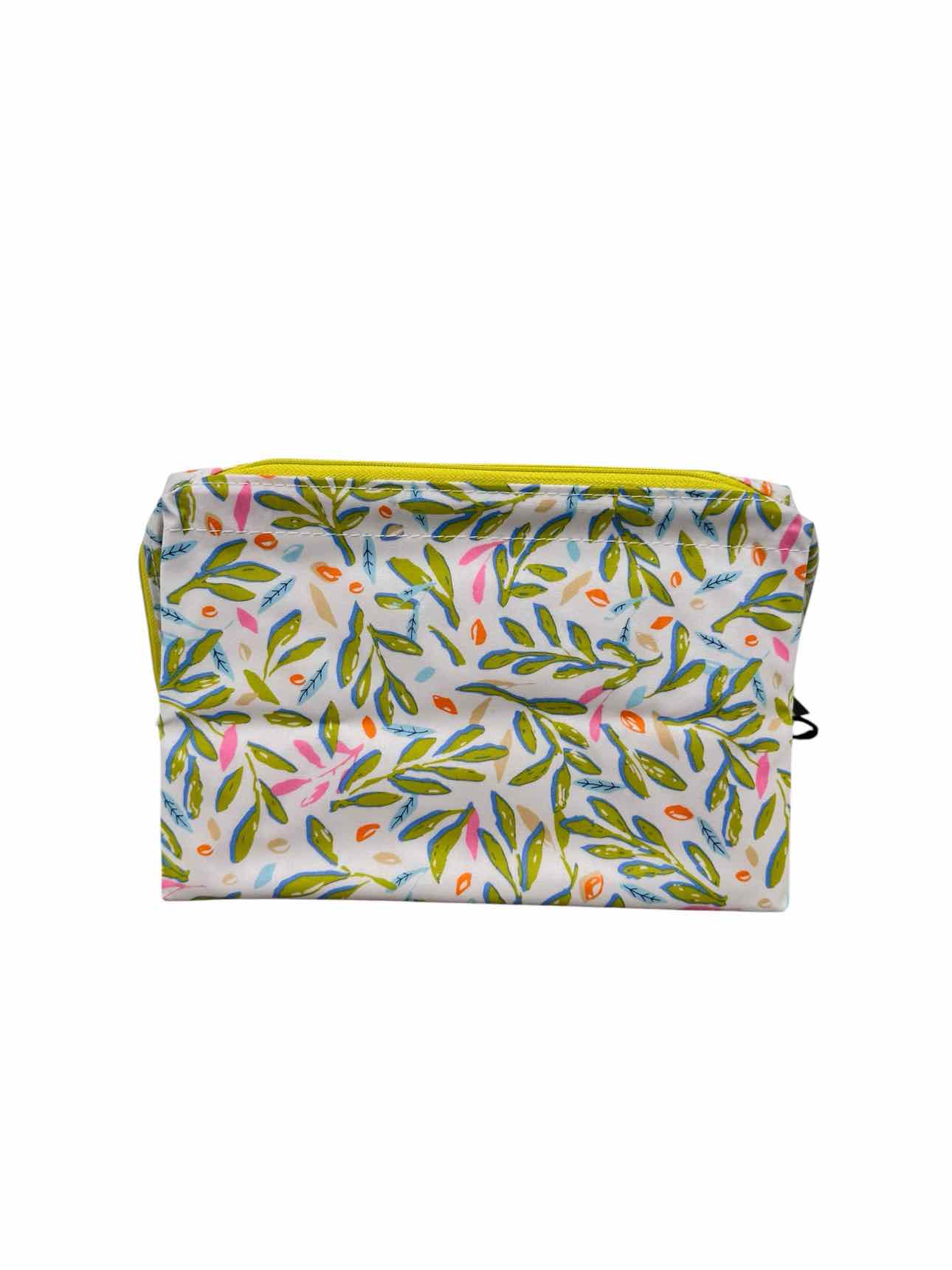 Scout Big Mouth Toiletry Bag in Olive or Twist  **NEW**
