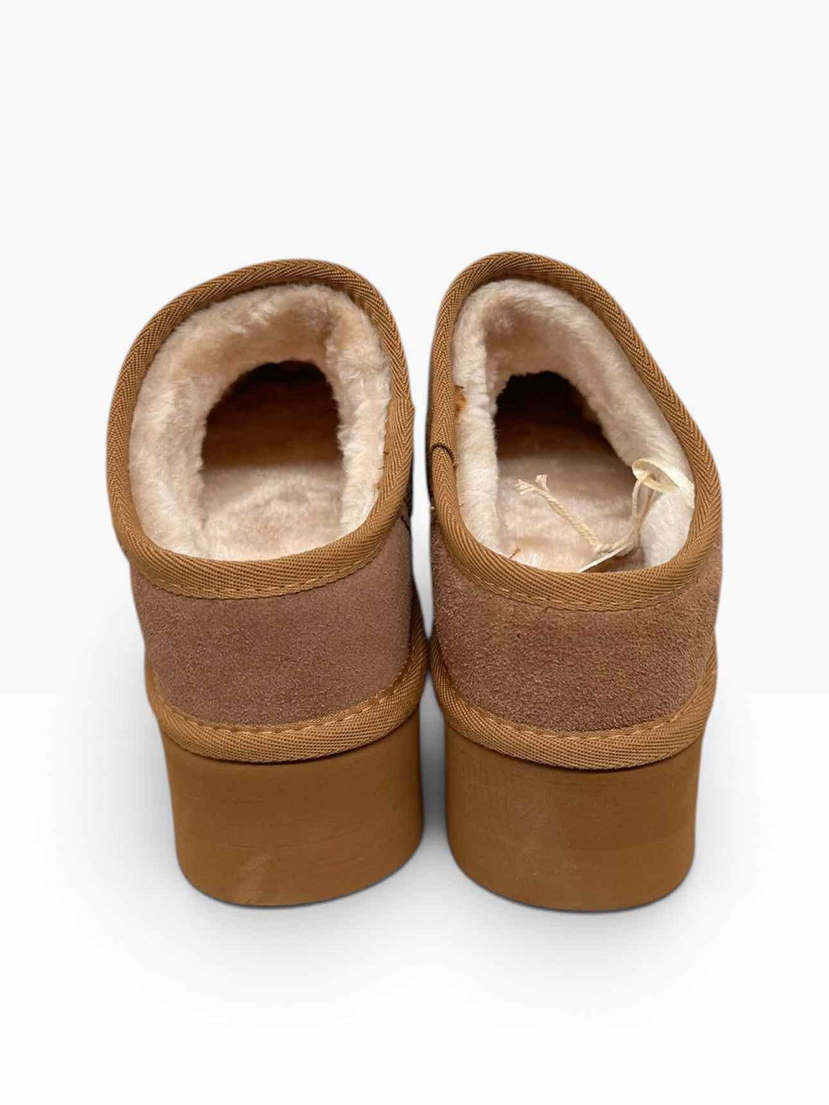Cushionaire Huggy Platform Mule  Tan Shoe Size 7.5 **NEW**