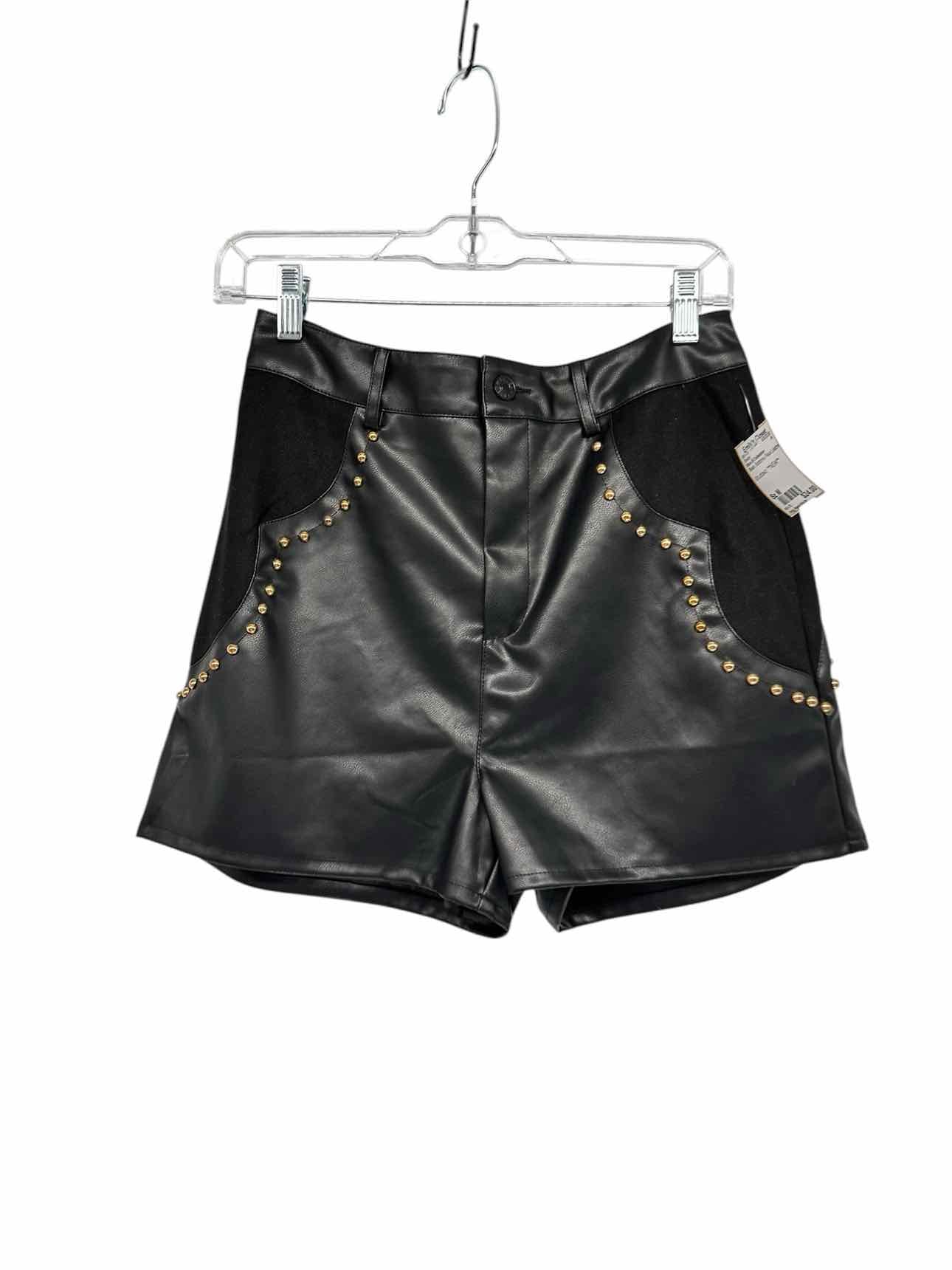 Blue B Collection Black Size M Shorts  **NEW**