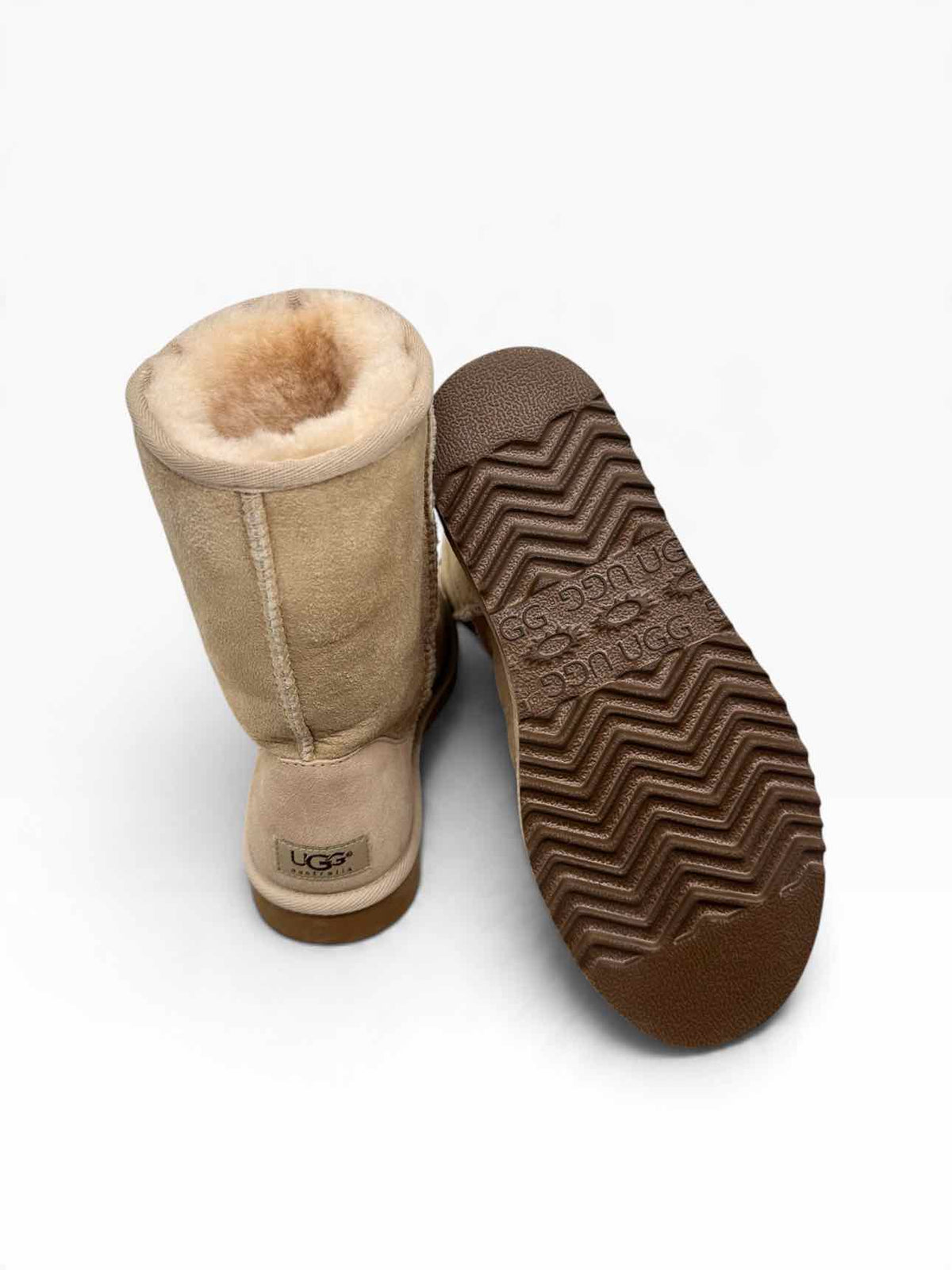 Ugg Beige Classic II Boots Shoe Size 8