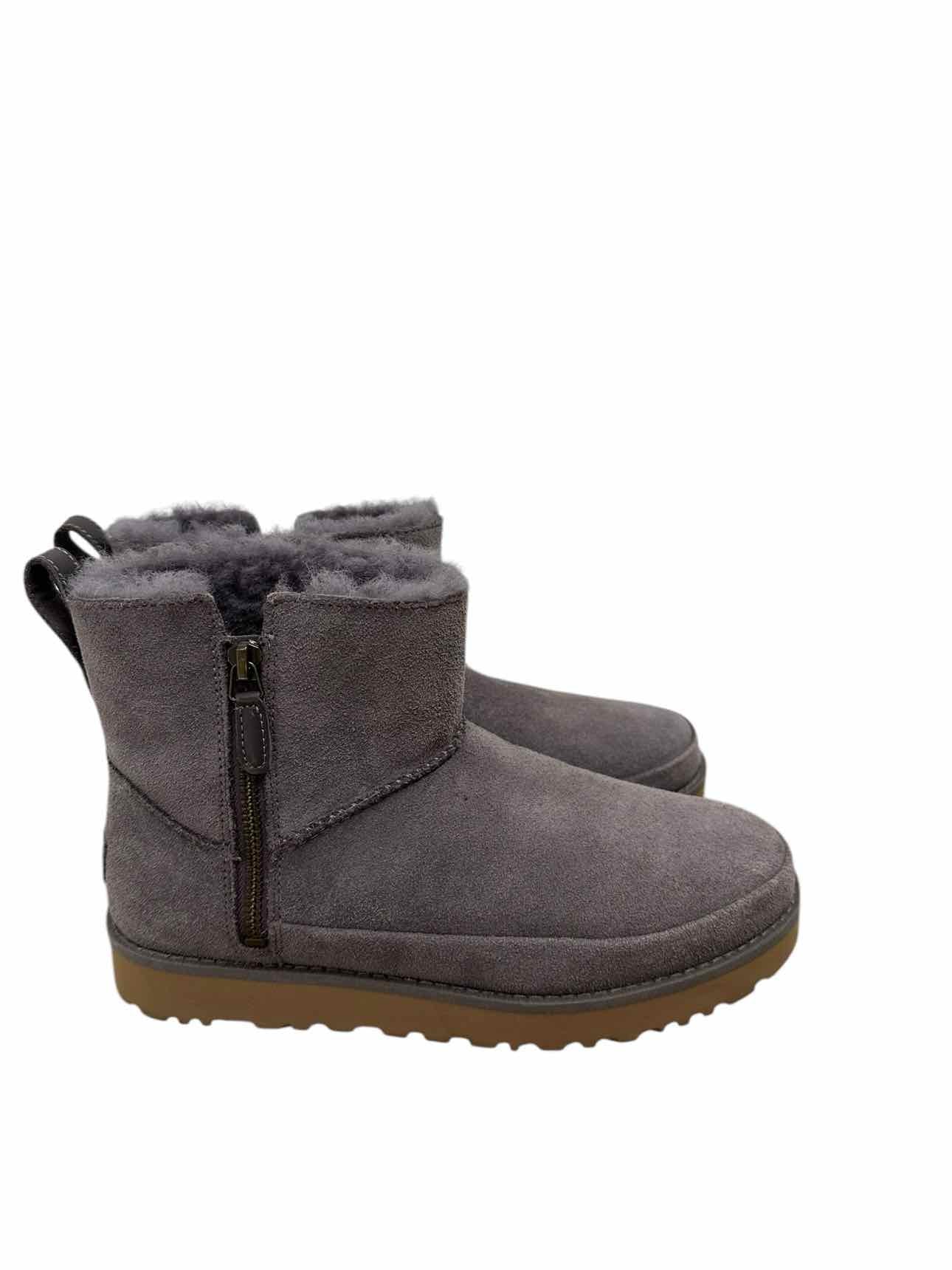 Ugg Classic Zip Mini Gray Boots Shoe Size 8