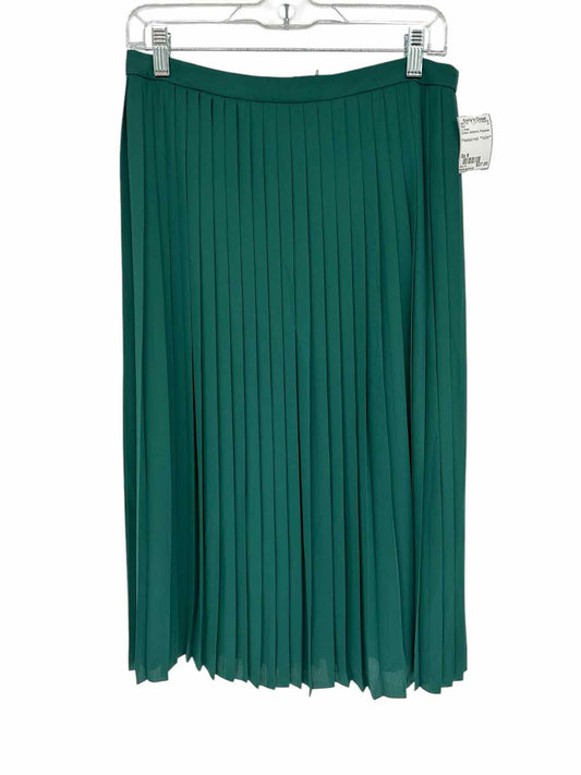 J. Crew Green Skirt Size 8 **NEW**