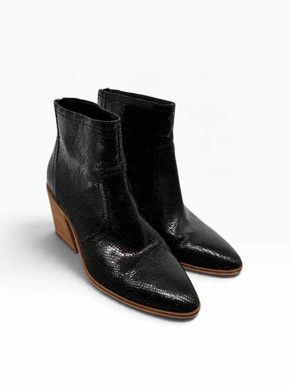 Lucky Brand Black Sonah Bootie Shoe Size 9.5