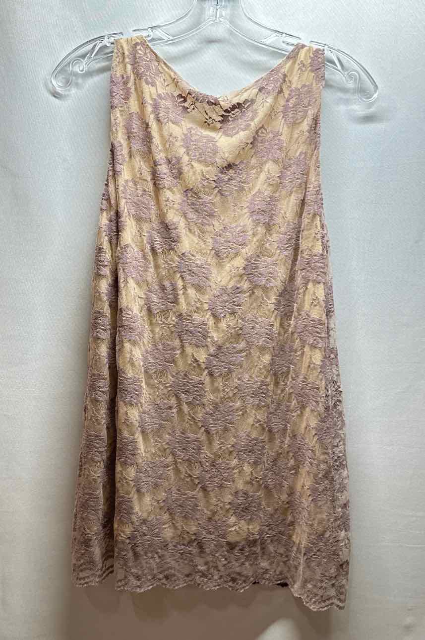 Cabi Beige Floral Sleeveless Top
